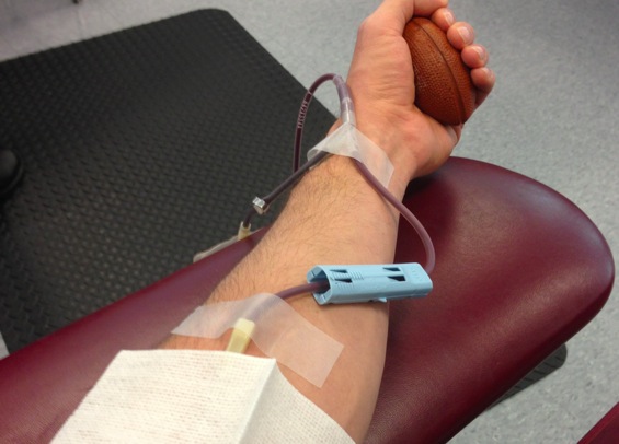 Blood drive/donation (Photo: Alex Juel/Flickr)