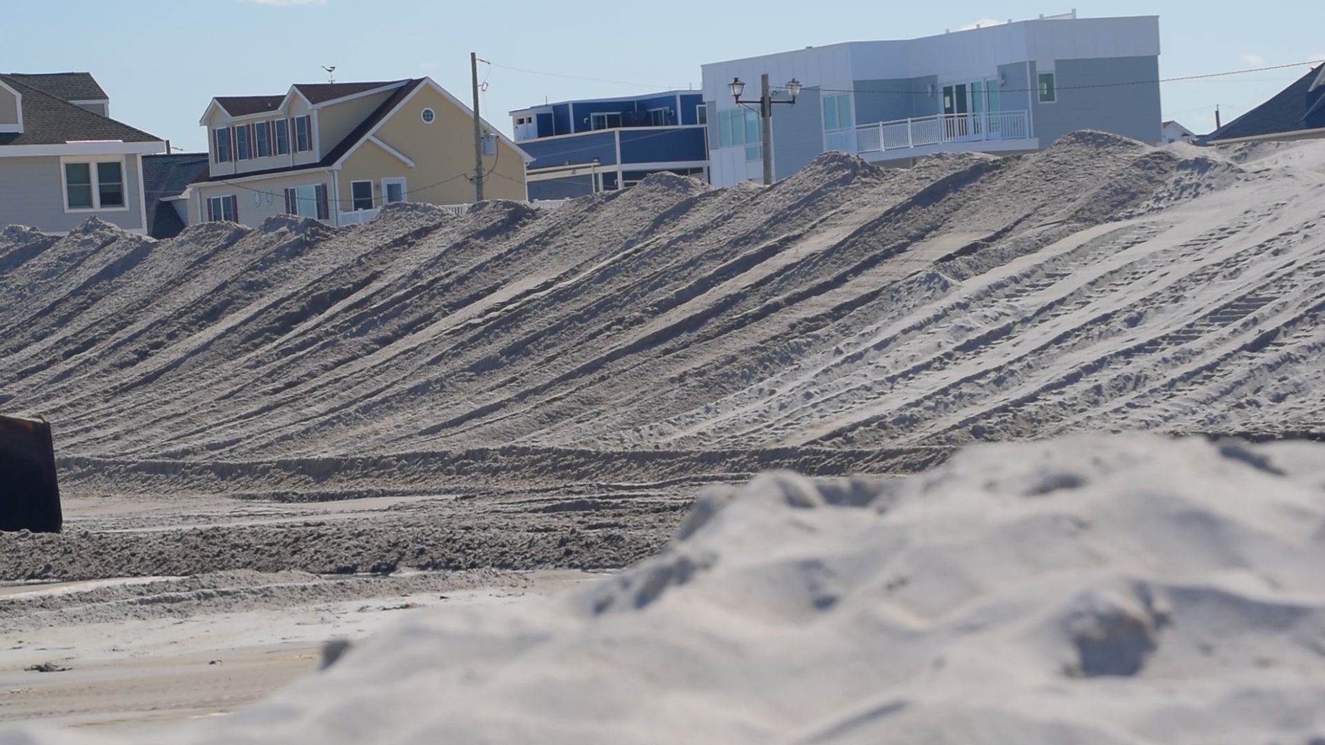 Dunes being built in Ortley Beach, N.J., Aug. 2018. (Photo: Daniel Nee)