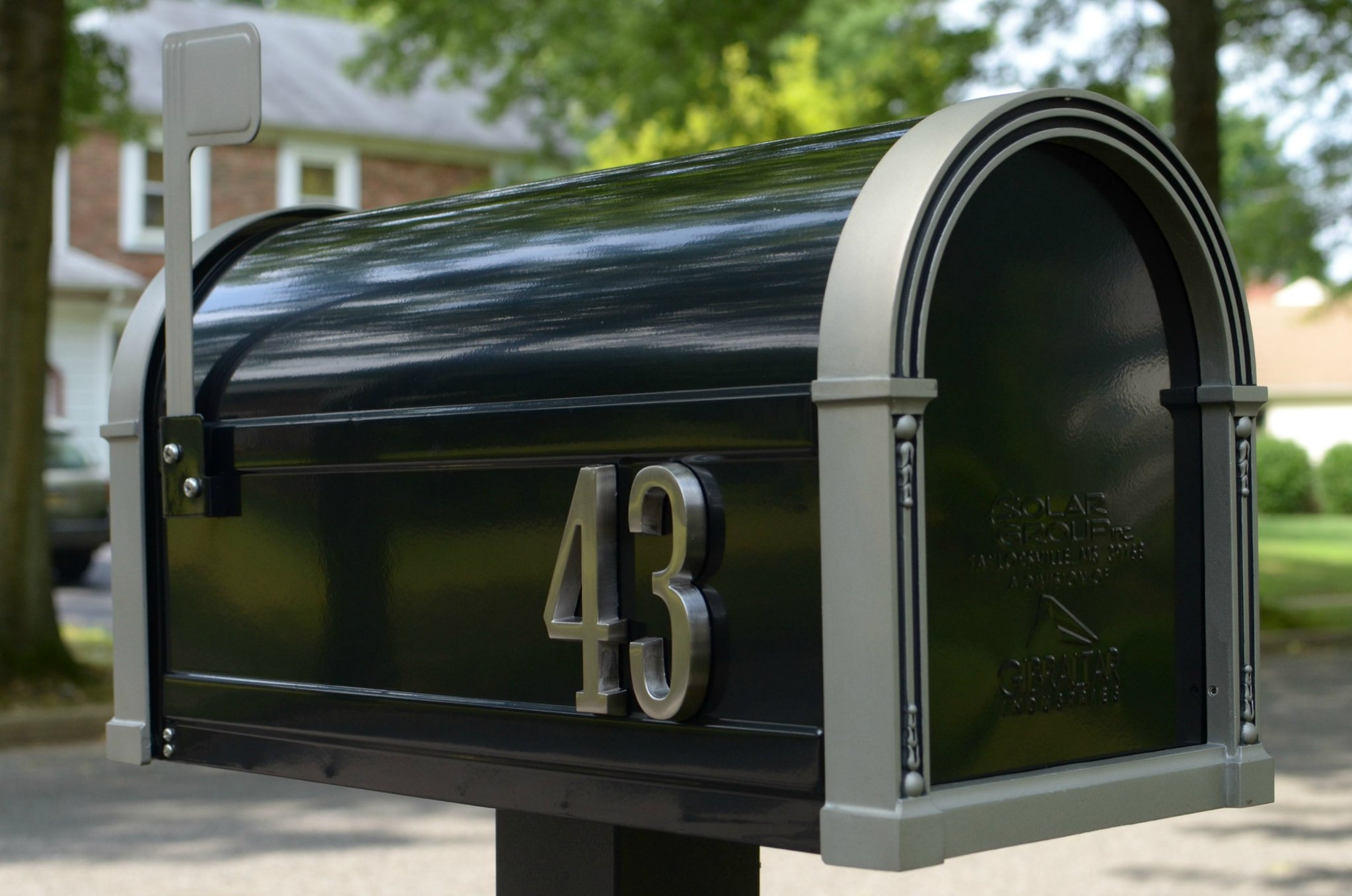 Mailbox. (Credit: slgckgc/ Flickr)
