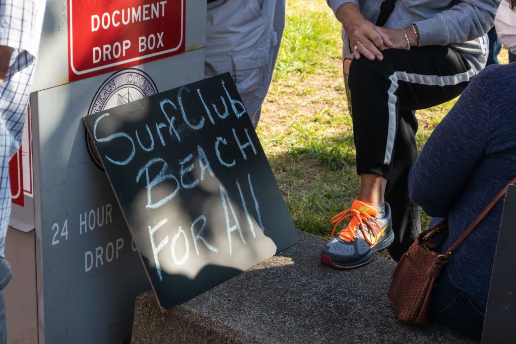 Ortley Beach residents rally to support the purchase of the former Surf Club property, Sept. 30, 2020. (Photo: Daniel Nee)