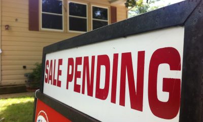 For Sale/Sale Pending sign. (Credit: Dan Moyle/ Flickr)