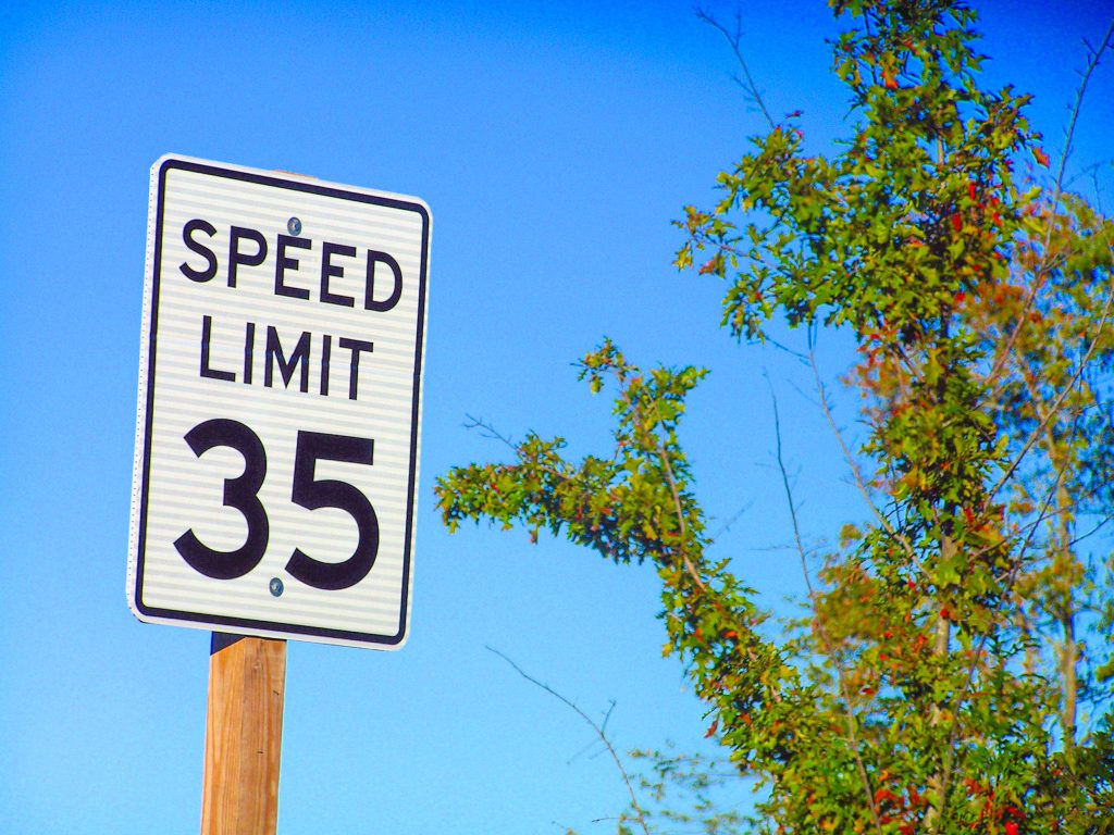 Speed limit sign. (Credit: Bill Smith/ Flickr/ Creative Commons)