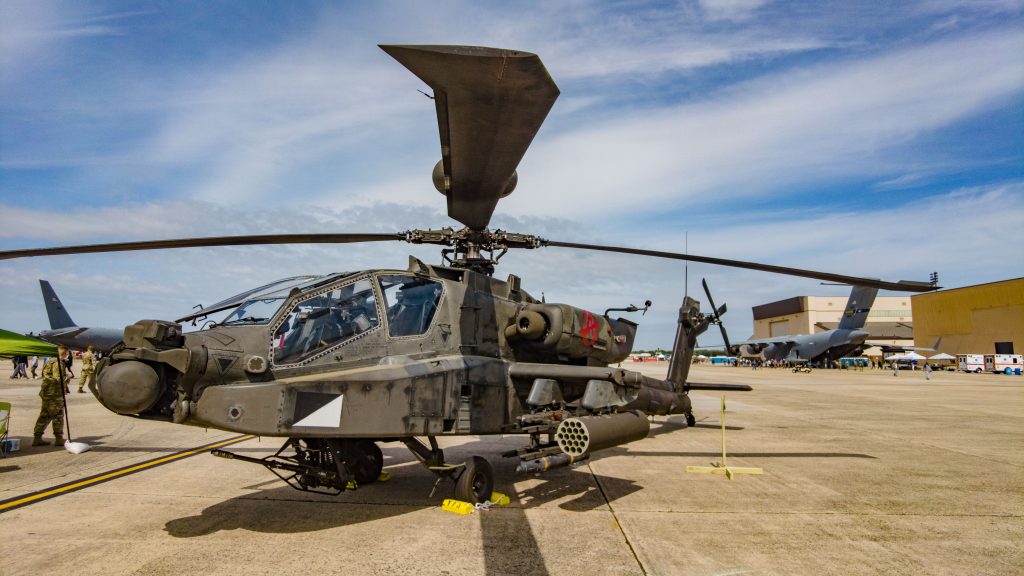 AH-64D Apache (Photo: Shorebeat)