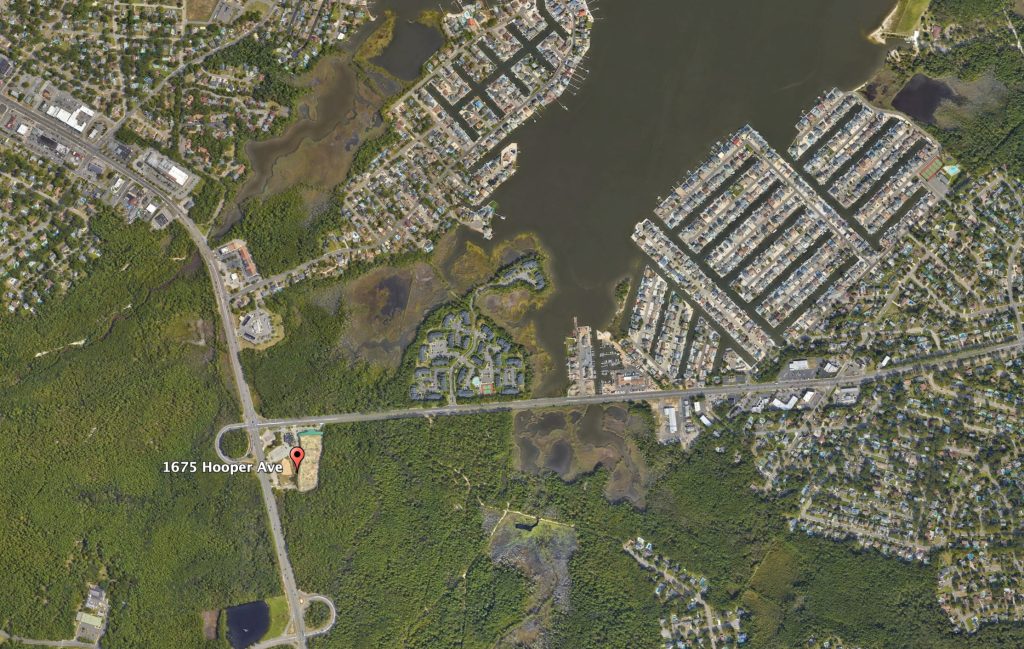 A sports and entertainmnet complex proposed for Hooper Avenue and Fischer Boulevard in Toms River, N.J. (Credit: Google Earth)